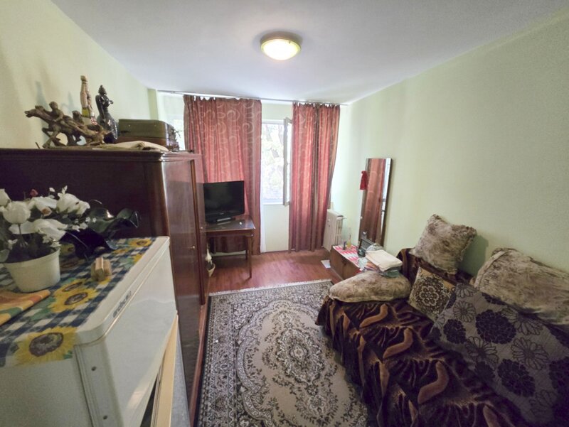 Piata Muncii, Bulevardul Basarabia, etaj 2 apartament cu 3 camere